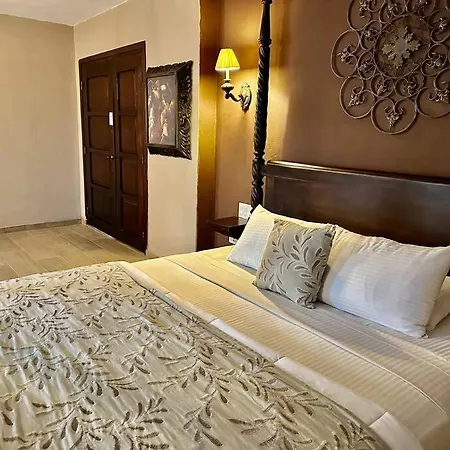 Mansión Con Suites, Piscina, Jacuzzi Y Rooftop *