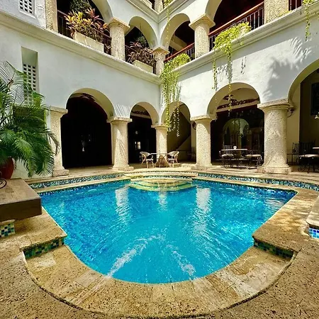 Villa Mansión Con Suites, Piscina, Jacuzzi Y Rooftop *