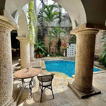Mansión Con Suites, Piscina, Jacuzzi Y Rooftop Cartagena
