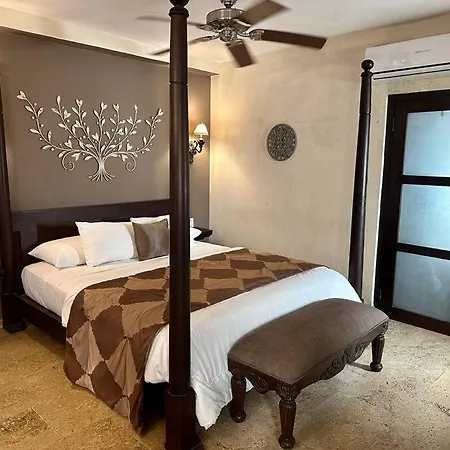 Mansión Con Suites, Piscina, Jacuzzi Y Rooftop * Cartagena