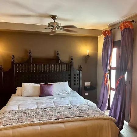 Mansión Con Suites, Piscina, Jacuzzi Y Rooftop Villa