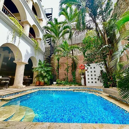 Mansión Con Suites, Piscina, Jacuzzi Y Rooftop Villa